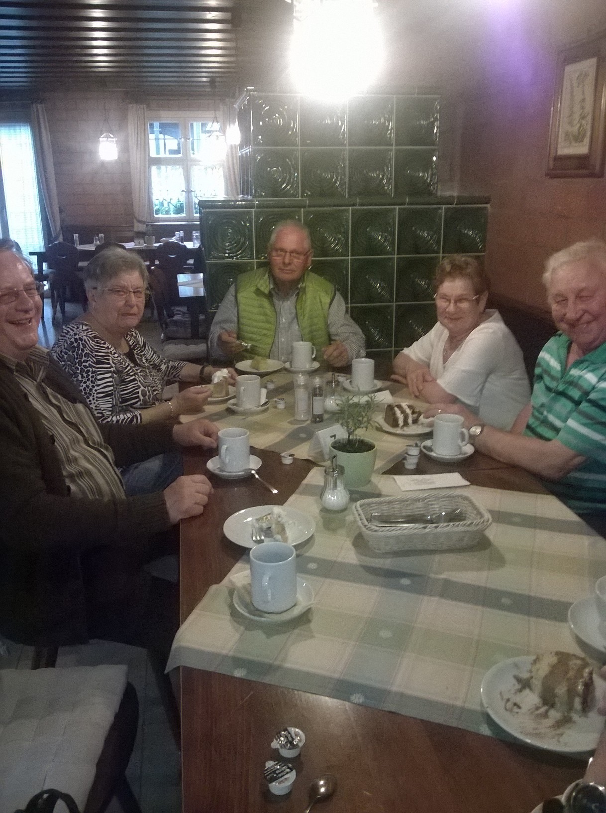 gem. Runde WP_20170507_002 (002) gem. Runde WP_20170507_002 (002)